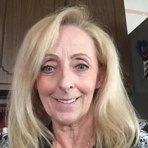 Meet your Posher, Linda